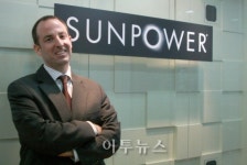 고효율 모듈로 태양광시장 선점