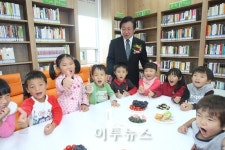 동해시, 등대·이도작은도서관 개관식