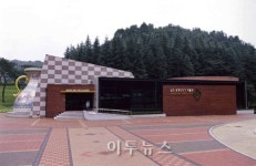 김천세계도자기박물관, 8월까지 구입유물 공개 특별전