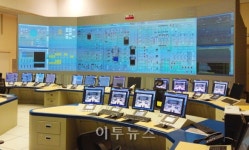 원전 몰린 한반도, 대정전 위험 커졌다