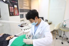 치아 상실 시 생기는 문제 해결에 도움 주는 치과 임플란트