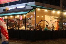 육회이야기로 업종변경, 상권에서 두각 나타내…