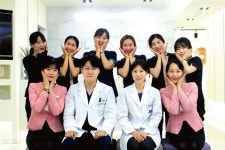 자연치아를 최대한 살리면서 안전하고 만족스러운 치과 임플란트를 위해서는
