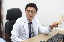 노년에 찾아온 허리통증, 풍선확장술로 수술없이 개선할 수 있어