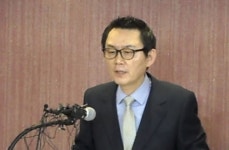 윤창중, 피해자 찾아가 사건 무마 시도는 2차 가해