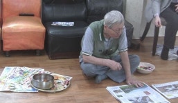 (경로당, 변해야 산다)대안은 老-老케어..양적확대 멈춰야