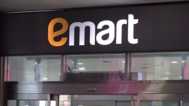 대형마트 영업 12시간으로 제한하라