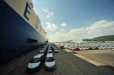 11회 자동차의 날..대원강업·기아차 등 35개 업체 정부포상