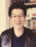(오피니언)한국소설 위기론, 어떻게 풀 것인가