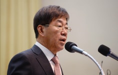 서울중앙지검장, 강영원 무죄 판결 공개 비판