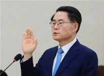 "김재수, 부동산 거래 등 문제있다" 야당, 농림부장관 청문회서 맹공
