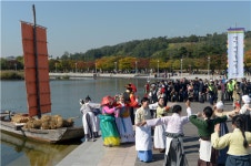 마포구, 김장철 맞아 ‘마포나루 새우젓 축제’ 개막