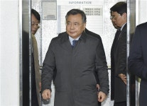 특검팀 압수수색 갔더니 자료 모아 놓고 기다려