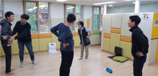 (발달장애인의 기적)①손·발 묶지 않고 원인 찾으니 호전 대표 이미지