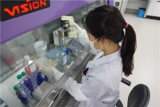 항암제 개발 신라젠·에이치엘비, 또 한번 바이오 선봉장 될까