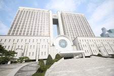 초등생 성폭행범 감형 재판부 이례적 해명