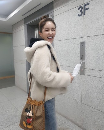 장영란 성형 해명 “쌍꺼풀만 세 번, 15년 넘었다”