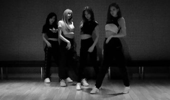 블랙핑크 ‘뚜두뚜두’ 3억뷰+뮤직비디오 11억뷰