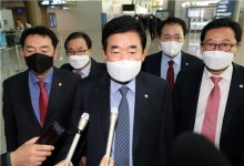 한일의원연맹 방일단 출국…김진표 불신 줄이고 오겠다