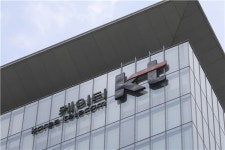 방통위, 2만명 갤노트20 개통 미룬 KT에 과징금 1.6억 부과