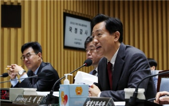 서울시 기후동행카드 운영 놓고 설전