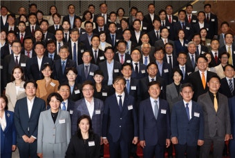 민주, 이틀간 당선인 워크숍…22대 국회 전열 정비