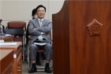 김형석, 1945년 광복 인정 질문에 노코멘트