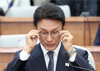 김민석, 재산증식·아빠찬스 등 