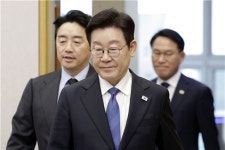 똘똘한 한 채에도 '경고'…이 대통령, 연일 압박
