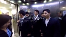 KBS2 태양의 후예 송중기와 함께 엘리베이터에 탈 수 있다고? 진짜?