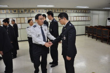 수원중부경찰서, 기동대 창설 15명 인사 신고식