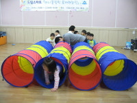 '뛰놀며' 키크고 '구르며' 질서교육