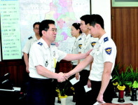 고경철 시흥경찰서장, 유공경찰관 격려