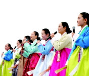 동서양 절묘한 화음  온가족 화합의 소리