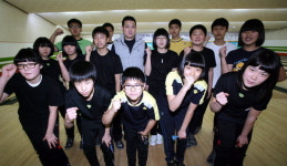 전국무대 휩쓰는 스트라이크