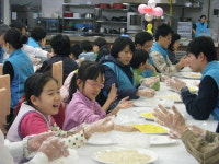 크리스마스 최고 선물은 웃음