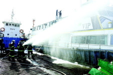 중부소방서 연안119센터, 선박화재 진압훈련