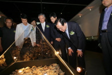 고려백자, 수백년만에 햇빛