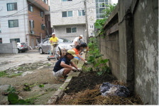 내고장 송죽동 깨끗하게 주민 121명 환경정화활동