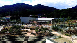 삼봉리에 터잡은 친환경 요람