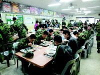 백학면 새마을부녀회 軍부대 방문