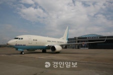 정비부품 수송 제트기 첫 투입