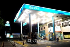 에너지 절약 비웃듯 도심은 불야성