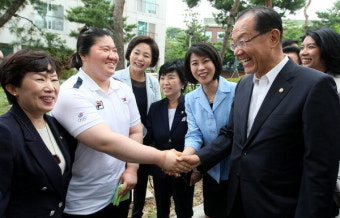 황우여, 태릉선수촌 방문 런던올림픽 대표 격려
