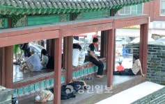[현장르포]수원시 영화동 쪽방촌을 가다