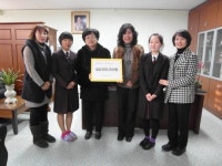 신명여고, 벼룩시장 수익금 기부 선행