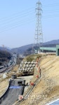 마장휴게소 이번엔 송전탑 논란 부지내 울타리없이 공사진행