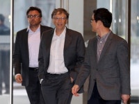 빌 게이츠 방한 삼성전자 방문…이재용 부회장 등 고위 경영자들과 만찬