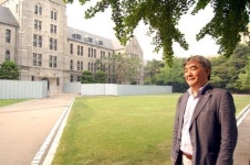 정년퇴임 후 고향 돌아오는 최동호 고려대 교수