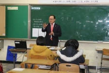 정치인이 지녀야 할 덕목… 성준모 시의원 석수중 특강